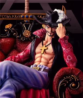 Mihawk on throne – One Piece