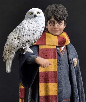 Harry-Potter-With-Hedwig