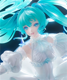 SHIBUYA SCRAMBLE FIGURE Hatsune Miku - Crystal Dress Ver