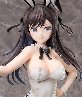 I May Be a Guild Receptionist, But I'll Solo Any Boss to Clock Out on Time Alina Clover Bunny Ver. 1/4