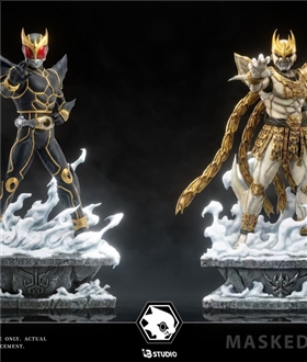 Ultimate Kuuga and Daguva