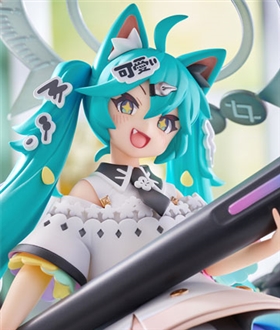 Hatsune Miku x Naoki Saito My Figure Making! -The Painter ver.- 1/7